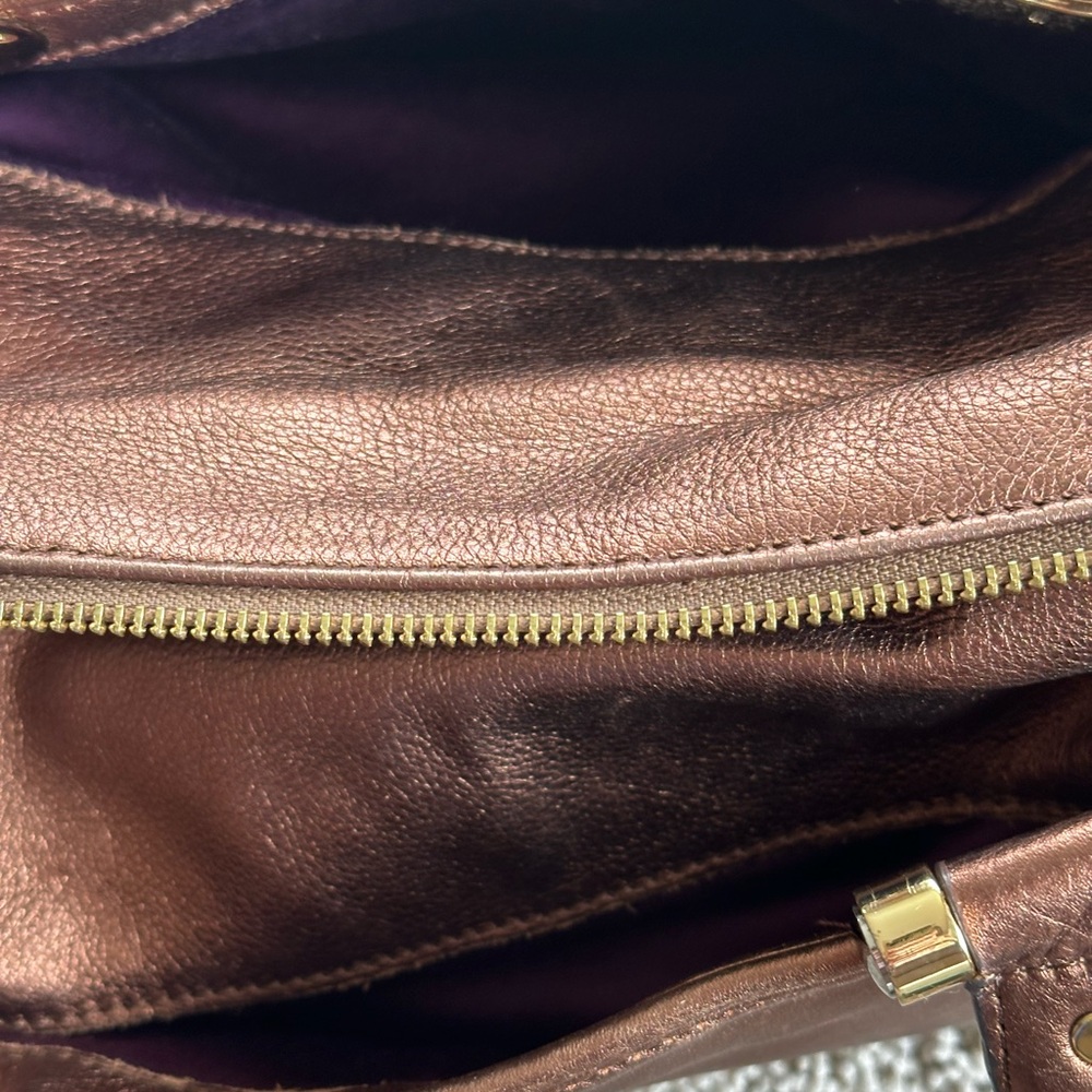 Makowski purse. EUC gold/metallic leather with gold hardware, purple lining!💖 - Picture 5 of 12